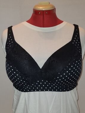 Gloria Vanderbilt Black Bra with White Polka Dot Band 40C